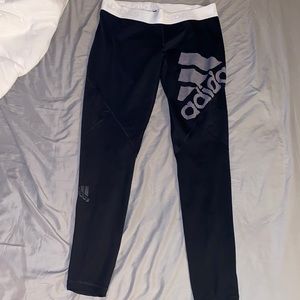 adidas tech fit leggings / size L / black with white detailing